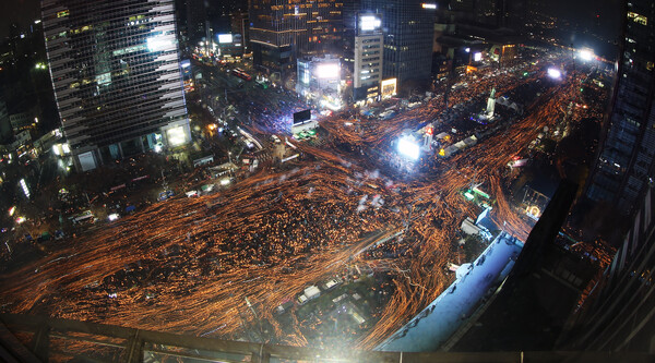 지난 2016년 11월 26일 광화문 광장 일대에서 열린 박근혜 전 대통령 퇴진을 요구하는 5차 촛불집회 (사진=뉴스1) 