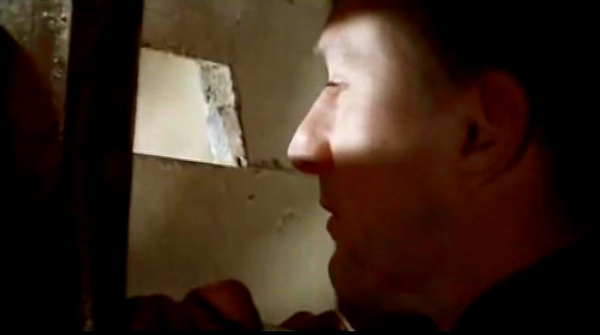 과거의 데보라를 훔쳐보기로 회상하는 현재의 누들스, 원스 어폰 어 타임 인 아메리카, 1984년  