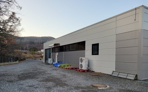 은수미 성남시장의 정치자금법 위반 수사정보를 유출한 김모 경감 소유 땅에 지어진 건축물. (사진=뉴스버스)