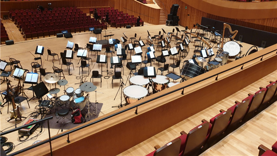 360도 각도에서 공연을 볼 수 있는 서울 송파구 잠실 롯데콘서트홀 무대. 무대 뒤편에서 바라본 공연 연주석. (사진=김주희)