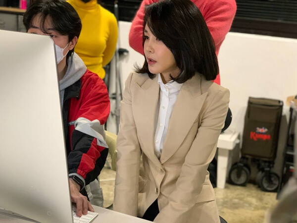 (사진=강신업 변호사 페이스북 캡처)