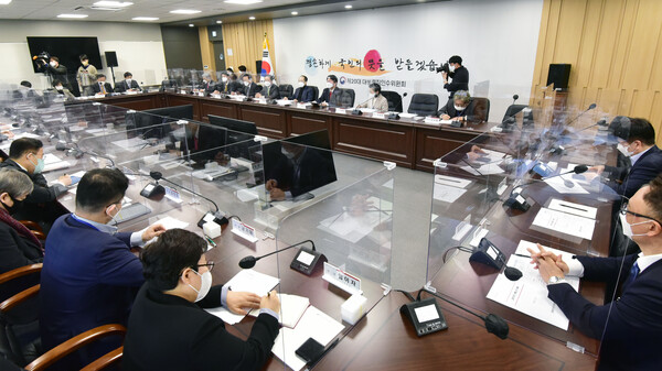 대통령직 인수위원회가  28일 오전 서울 종로구 삼청동 금융연수원에서 제3차 전체회의를 하고 있다. (사진=뉴스1)