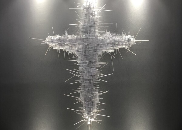 IN CHRIST. 대나무. 실 (분당 만나교회 설치) / 사진제공 = 황혜성 작가