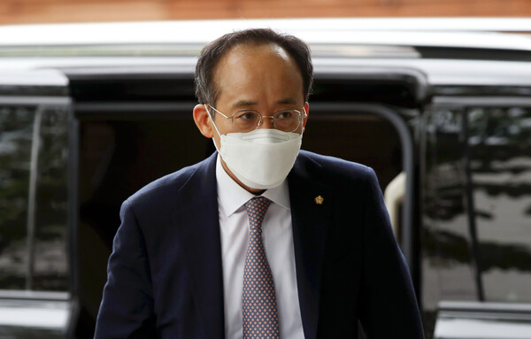 추경호 경제부총리 겸 기획재정부 장관 후보자가 지난달 29일 오전 서울 종로구 통의동 인수위로 출근하고 있다. (사진=뉴스1)