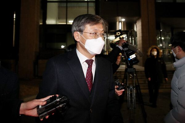  2020년 12월 15일 윤석열 당시 검찰총장 검사징계위원회 2차 심의에 증인으로 출석한 한동수 대검 감찰부장이 심문을 마친 뒤 과천 법무부 청사를 나서고 있다. (사진=뉴스1)