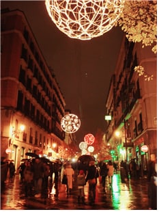 마드리드의 밤거리 (출처, pixabay)