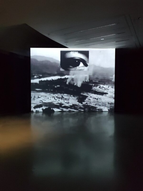 생존은 역사다 / Survival is history Video free size (Dimension Variable), 1995 / 사진 제공 =아트이슈프로젝트