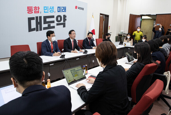 주호영 국민의힘 원내대표가 23일 오후 서울 여의도 국회에서 열린 기자간담회에서 발언을 하고 있다. (사진=뉴스1)