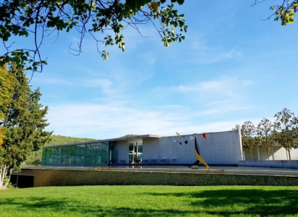 안도 타다오가 설계한 샤또 라 코스테 와이너리의 갤러리