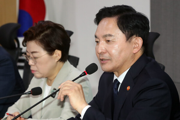 원희룡 국토교통부 장관이 6일 오전 서울 여의도 국회 의원회관에서 열린 '서울~양평 고속도로 관련 긴급 당정협의회'에서 모두발언을 하고 있다. (사진=뉴스1)