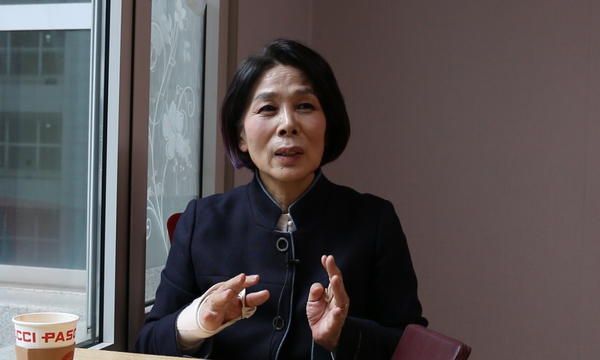 5일 뉴스버스와 인터뷰 중인 최민희 전 민주당 의원. (사진=뉴스버스 유튜브 캡처)