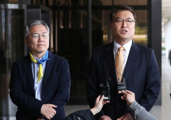 최강욱 열린민주당 대표(왼쪽)와 황희석 열린민주당 최고위원. (사진=뉴스1)