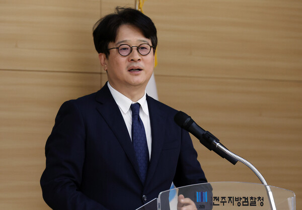 이창수 전주지검장이 지난 13일 대검 간부급 검사 인사에서 윤석열 대통령의 부인 김건희 여사 디올백 수수 등을 수사하고 있는 서울중앙지검장으로 보임됐다. (사진=연합뉴스)