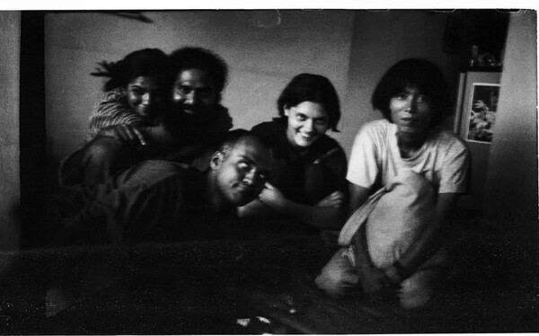 인도 유학시절(1997~2000)의 윤재갑(맨 오른쪽) / 사진 제공 = 윤재갑