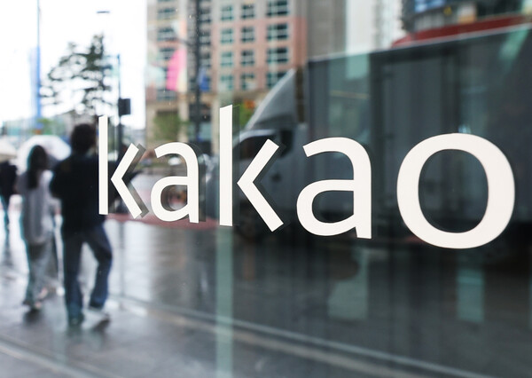 카카오 창업자인 김범수 경영쇄신위원장이 23일  'SM 시세조종' 의혹으로 구속되면서 카카오가 창사 이래 최대 위기를 맞고 있다. 사진은 경기 성남시 카카오 판교 아지트 모습. (사진=연합뉴스)