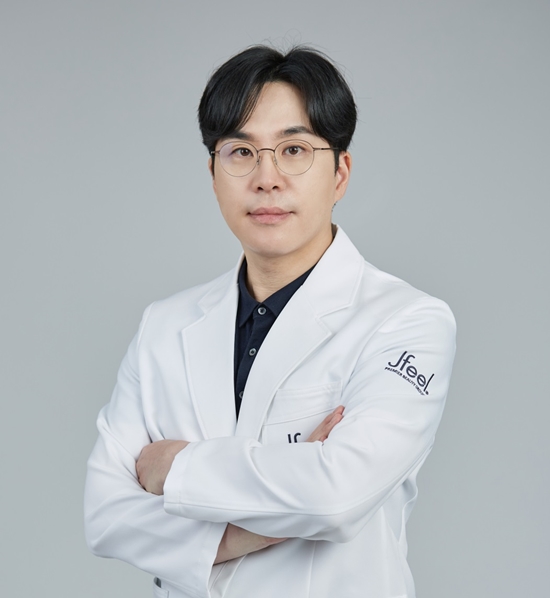 제이필의원 이용석 대표원장