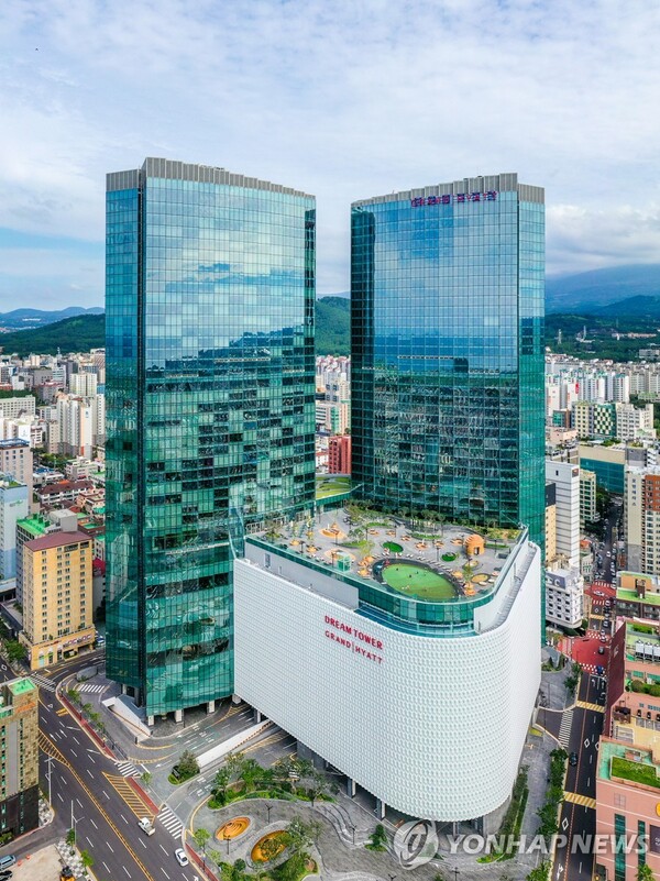 제주드림타워 복합카지노 전경. (사진=연합뉴스/ 롯데관광개발 제공)