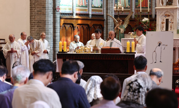  지난 9월 23일 오후 서울 중구 명동대성당에서 천주교정의구현전국사제단 창립 50주년 감사미사가 열리고 있다. (자료사진 =연합뉴스)