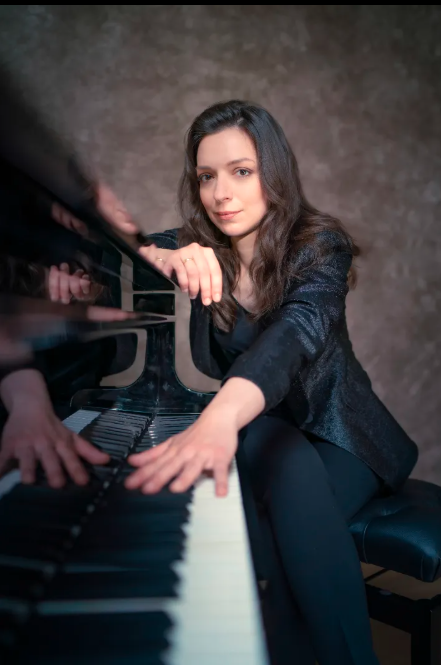 피아니스트 율리아나 아브제예바.