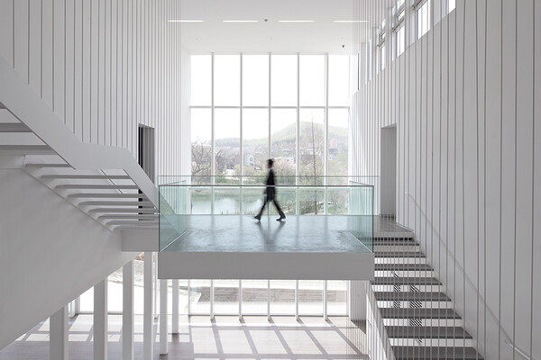 파주 아트센터 화이트블럭 / 출처 :  화이트블럭 홈페이지