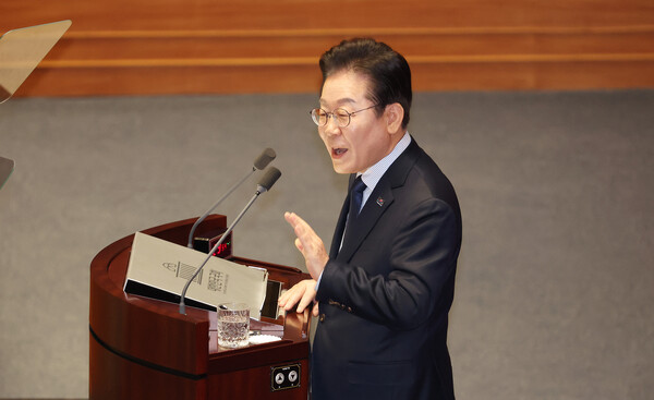 이재명 더불어민주당 대표가 10일 국회 본회의에서 교섭단체 대표연설을 하고 있다. (사진=연합뉴스)