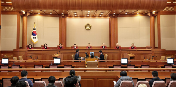 27일 서울 종로구 헌법재판소에서 최상목 대통령 권한대행 부총리 겸 기획재정부 장관이 마은혁 헌법재판소 재판관 후보자를 임명하지 않은 것이 위헌인지 여부에 대한 권한쟁의심판 사건이 열리고 있다. (사진=연합)