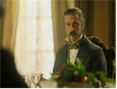 변화의 시대, 중심을 잡고 집안을 이끌어가는 주인공인 살리나 대공 (넷플릭스, '레오파드')