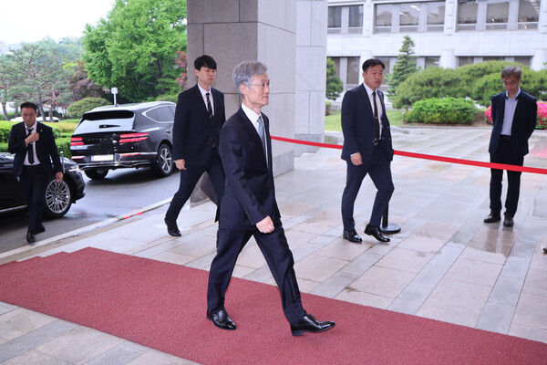 조희대 대법원장이 9일 서울 서초구 대법원으로 출근하고 있다. (사진=연합뉴스)