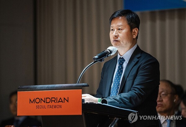 박기덕 고려아연 사장이 3월 28일 서울 용산구 몬드리안 호텔에서 열린 정기 주주총회에서 발언하고 있다. (사진=연합뉴스/고려아연 제공)