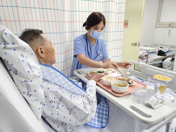 경기도의료원 간호간병통합서비스. (사진=경기도 제공)