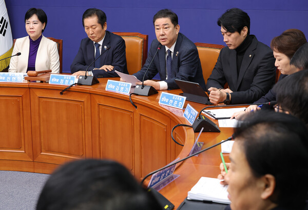 김병기 더불어민주당 원내대표가 24일 국회에서 열린 최고위원회의에서 발언하고 있다. (사진=연합뉴스)